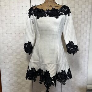 Clocolor‎ Quilted Mini Dress Off Shoulder White w/Black Lace Trim Party Size M